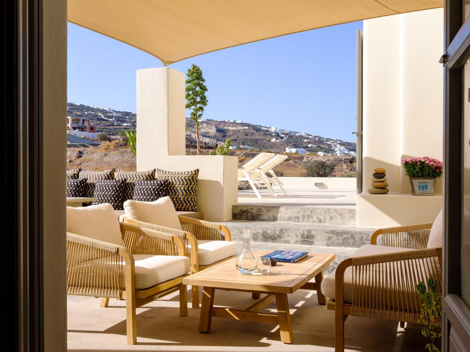 Home Of Lilies Φηρά Εξωτερικό φωτογραφία