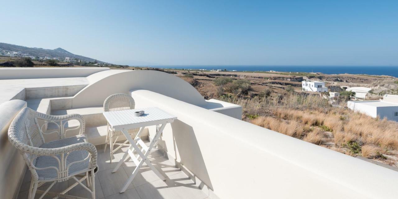 Home Of Lilies Φηρά Εξωτερικό φωτογραφία